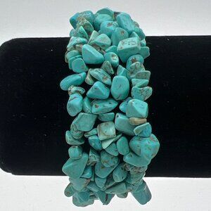 Turquoise Chip Stretch Bracelet In Gift Box